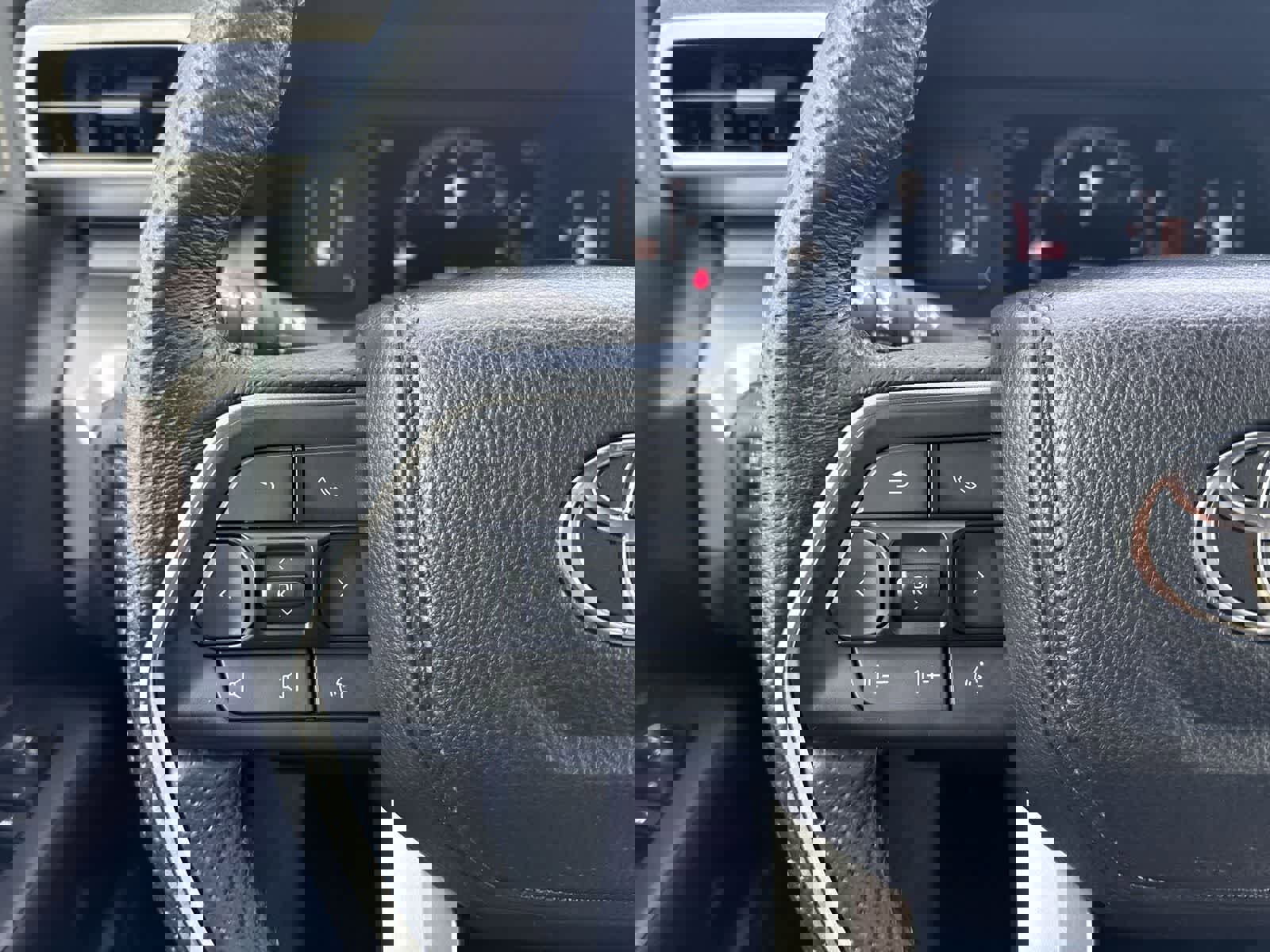 Used 2024 Toyota Tacoma SR5 image 29