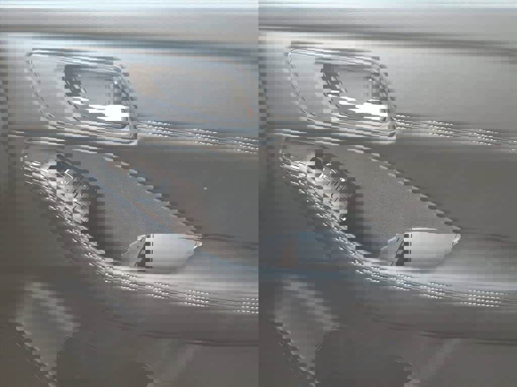 Certified 2024 Nissan Rogue SL image 20