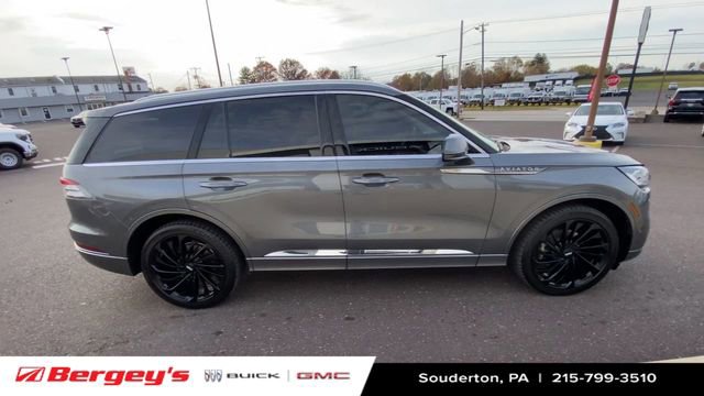 Used 2021 Lincoln Aviator Reserve w/ Equipment Group 208A image 11