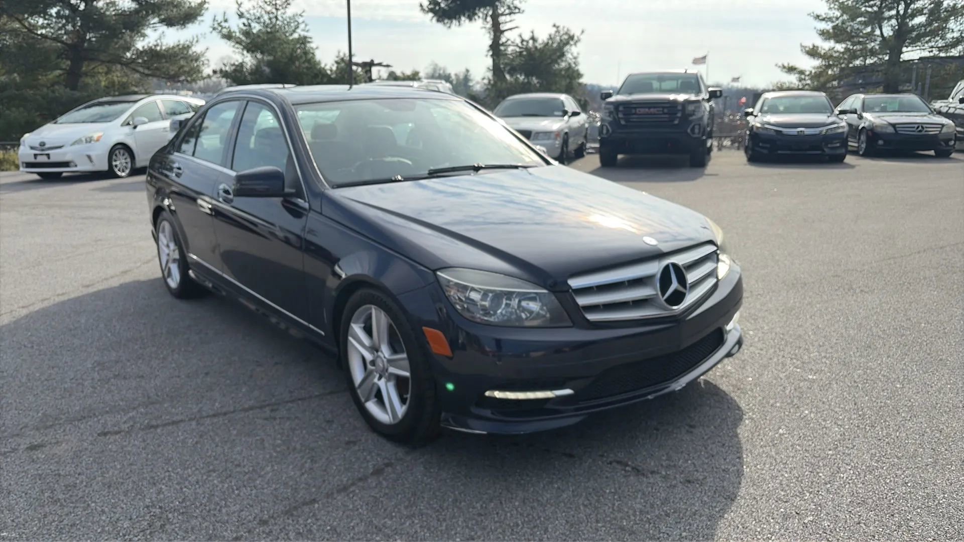 Used 2011 Mercedes-Benz C 300 4MATIC Sedan image 40