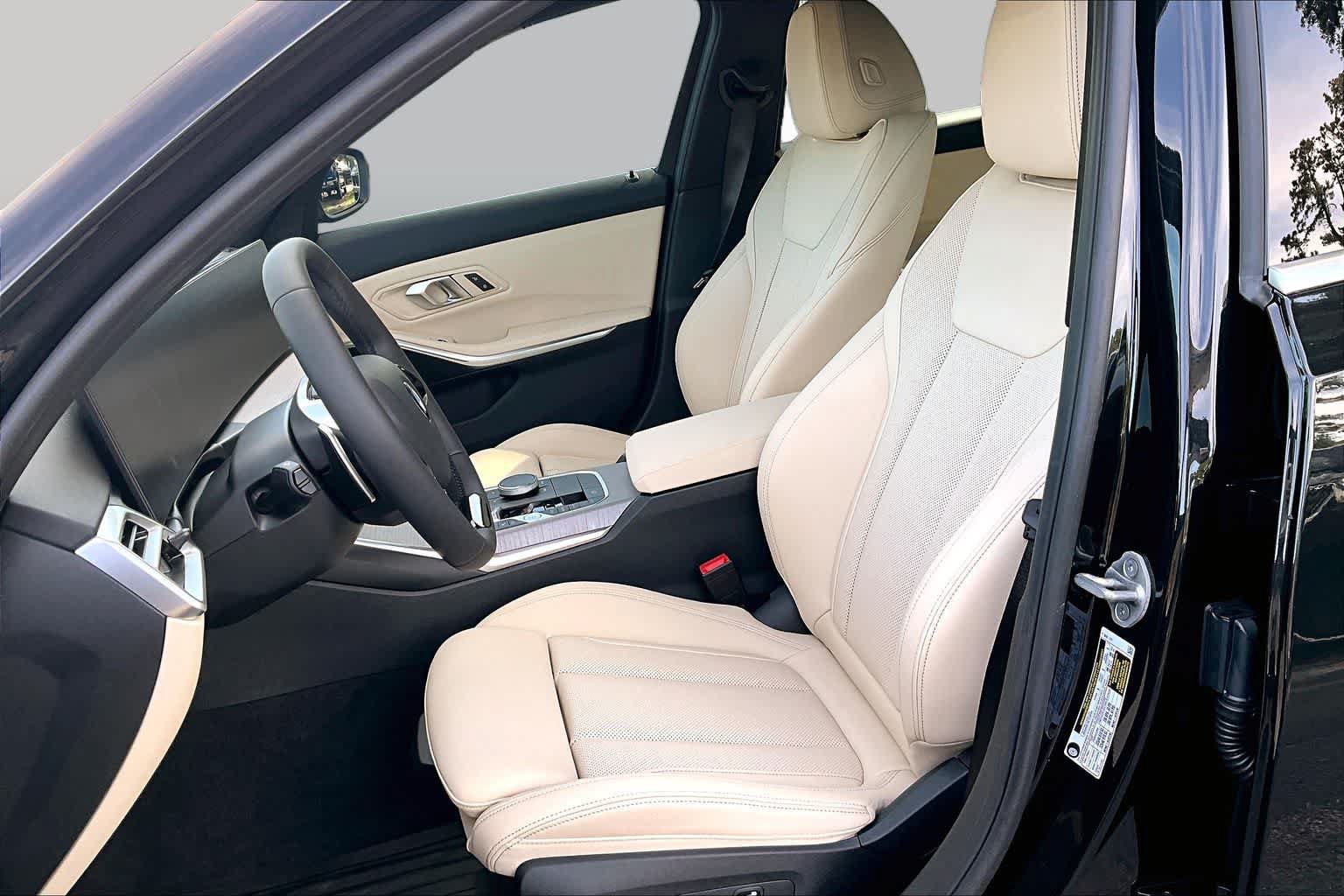 New 2026 BMW 330i Sedan w/ Convenience Package RWD image 9