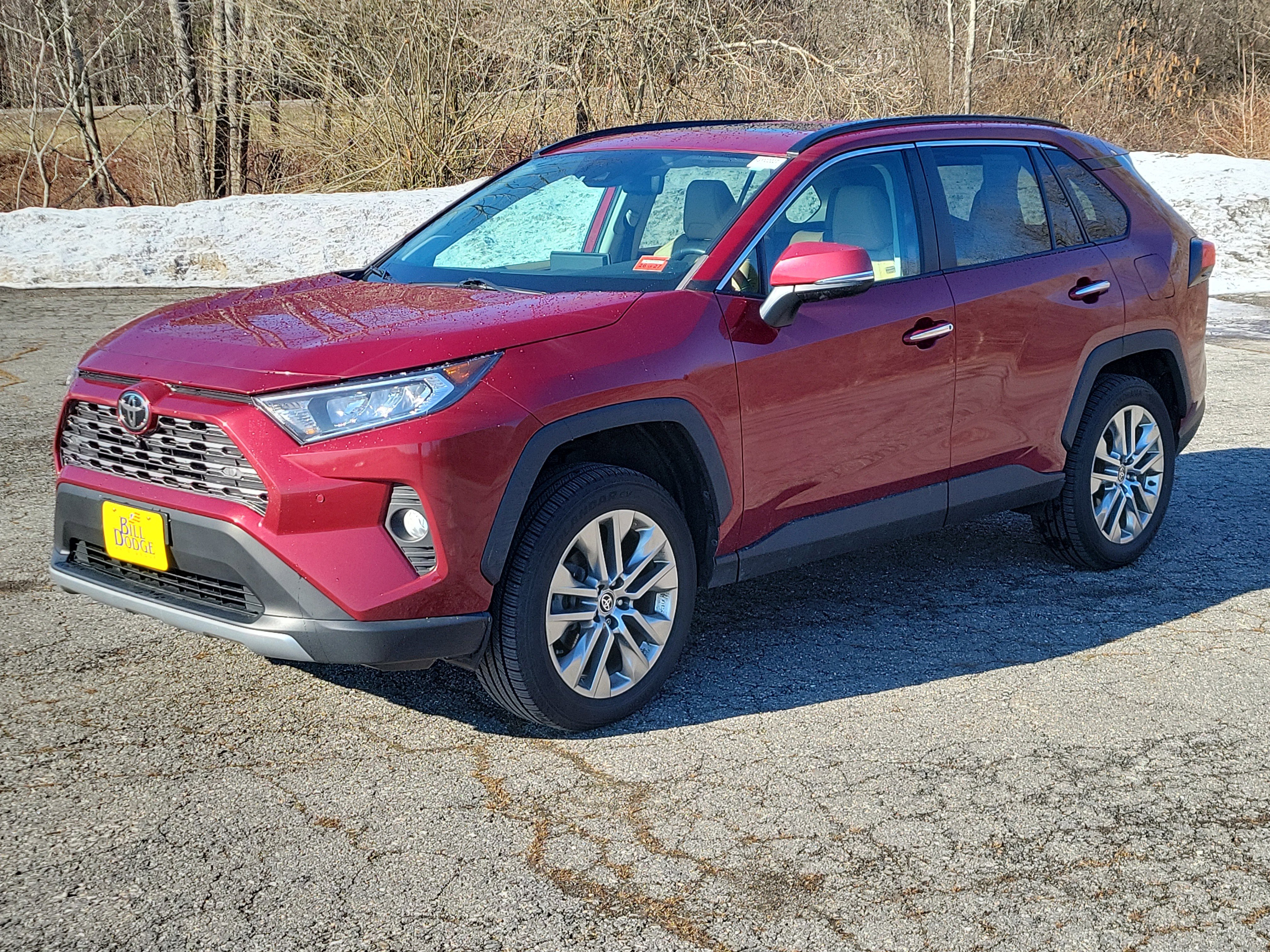 Used 2021 Toyota RAV4 Limited image 1