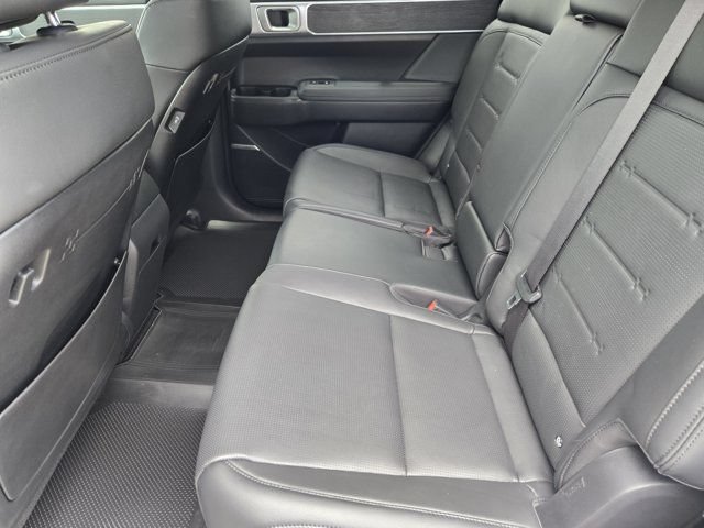 Certified 2026 Hyundai Santa Fe Limited AWD/4WD image 30