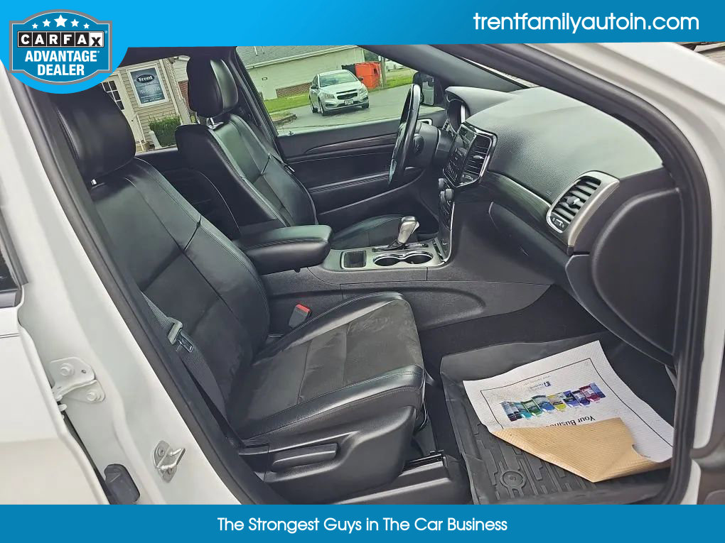 Used 2021 Jeep Grand Cherokee Laredo X image 16