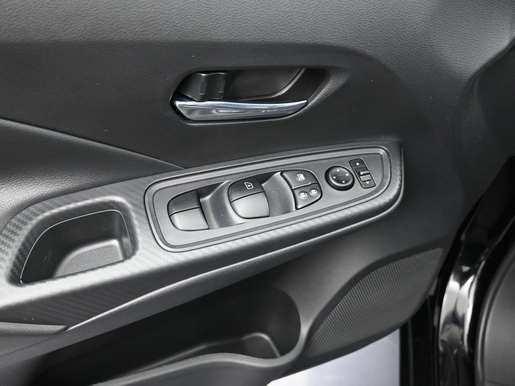 New 2025 Nissan Versa SV w/ Trunk Package FWD image 11