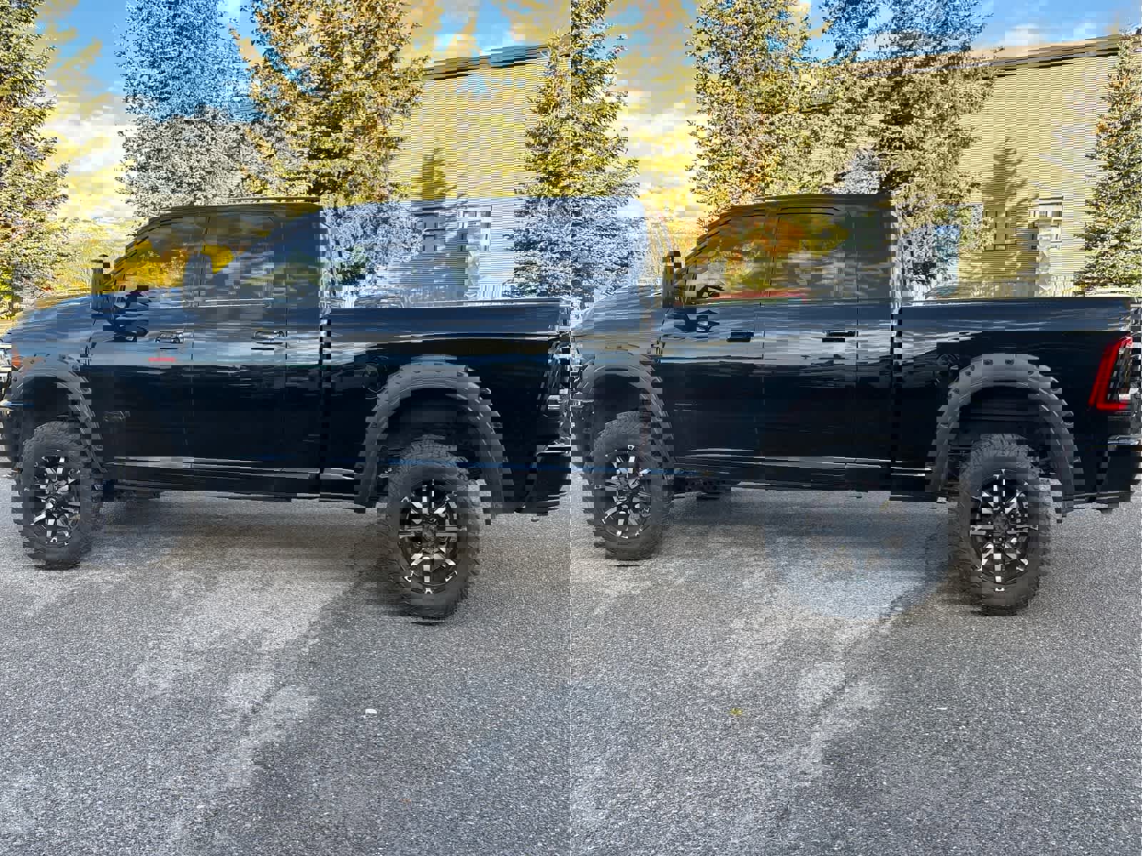 Used 2024 RAM 3500 Laramie w/ Night Edition image 5