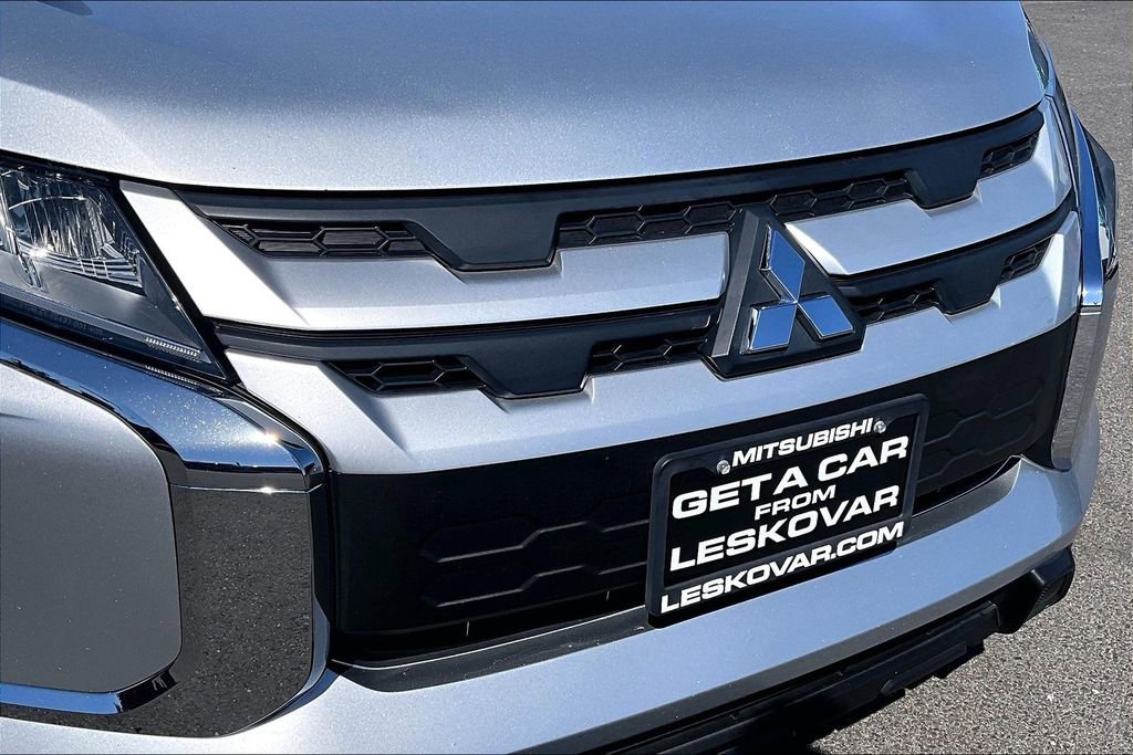 Used 2021 Mitsubishi Outlander Sport ES FWD image 27