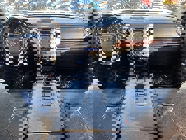 Used 2014 Toyota Tundra Limited image 2