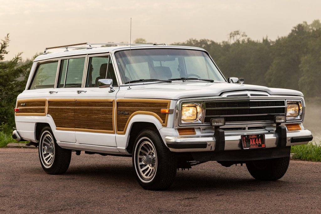 Used 1989 Jeep Grand Wagoneer AWD/4WD image 7