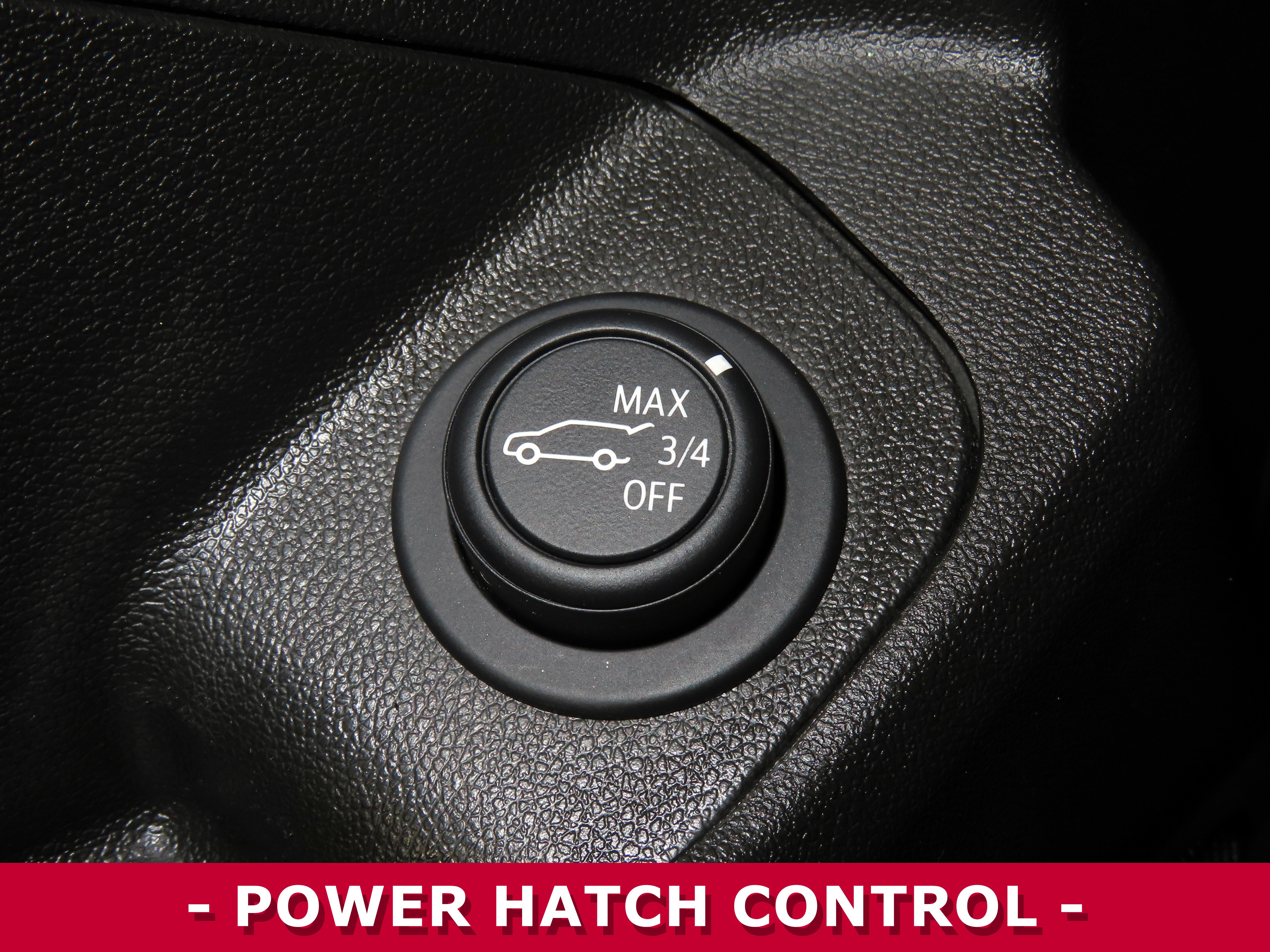 Used 2023 GMC Terrain SLE w/ Driver Convenience Package image 23