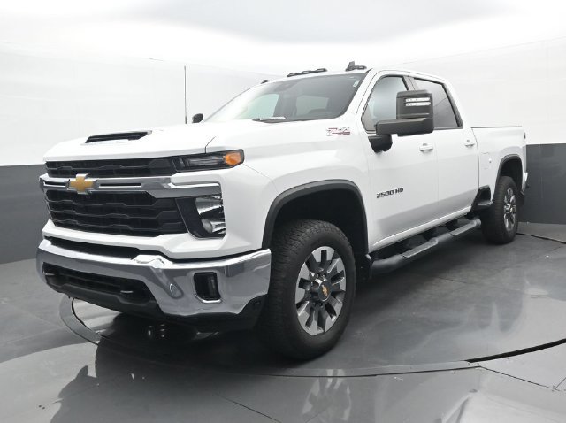 Used 2024 Chevrolet Silverado 2500 LT w/ All Star Edition AWD/4WD image 8