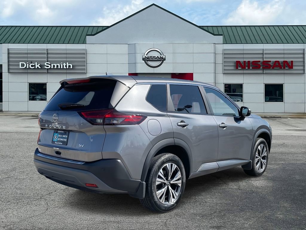 Used 2023 Nissan Rogue SV image 6