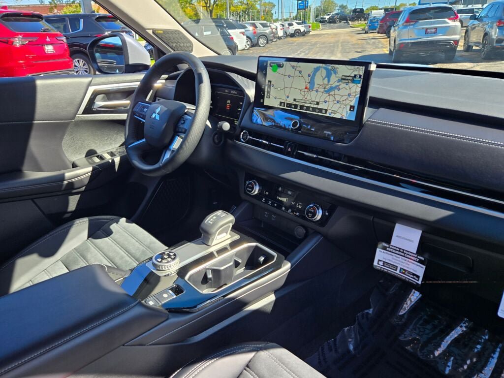 New 2026 Mitsubishi Outlander SE AWD/4WD image 5
