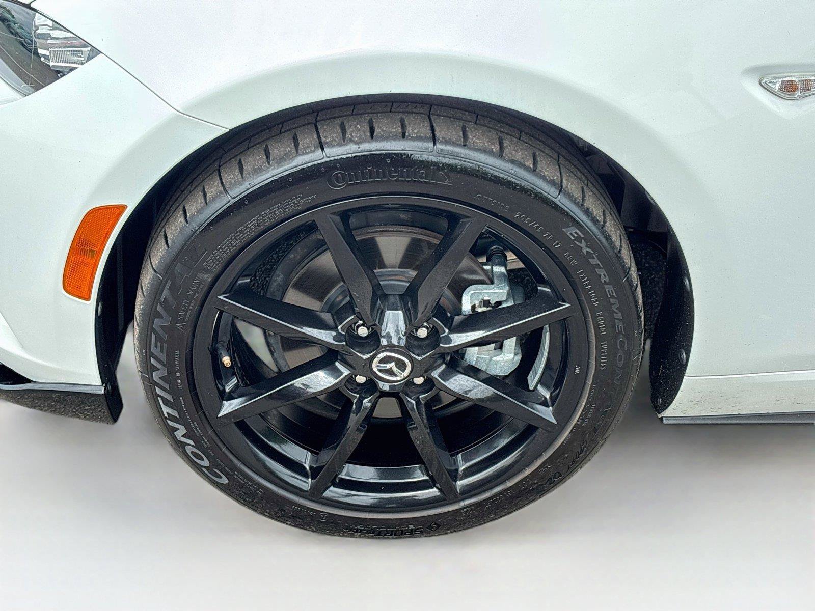 Used 2021 MAZDA MX-5 Miata RF Club RWD image 28