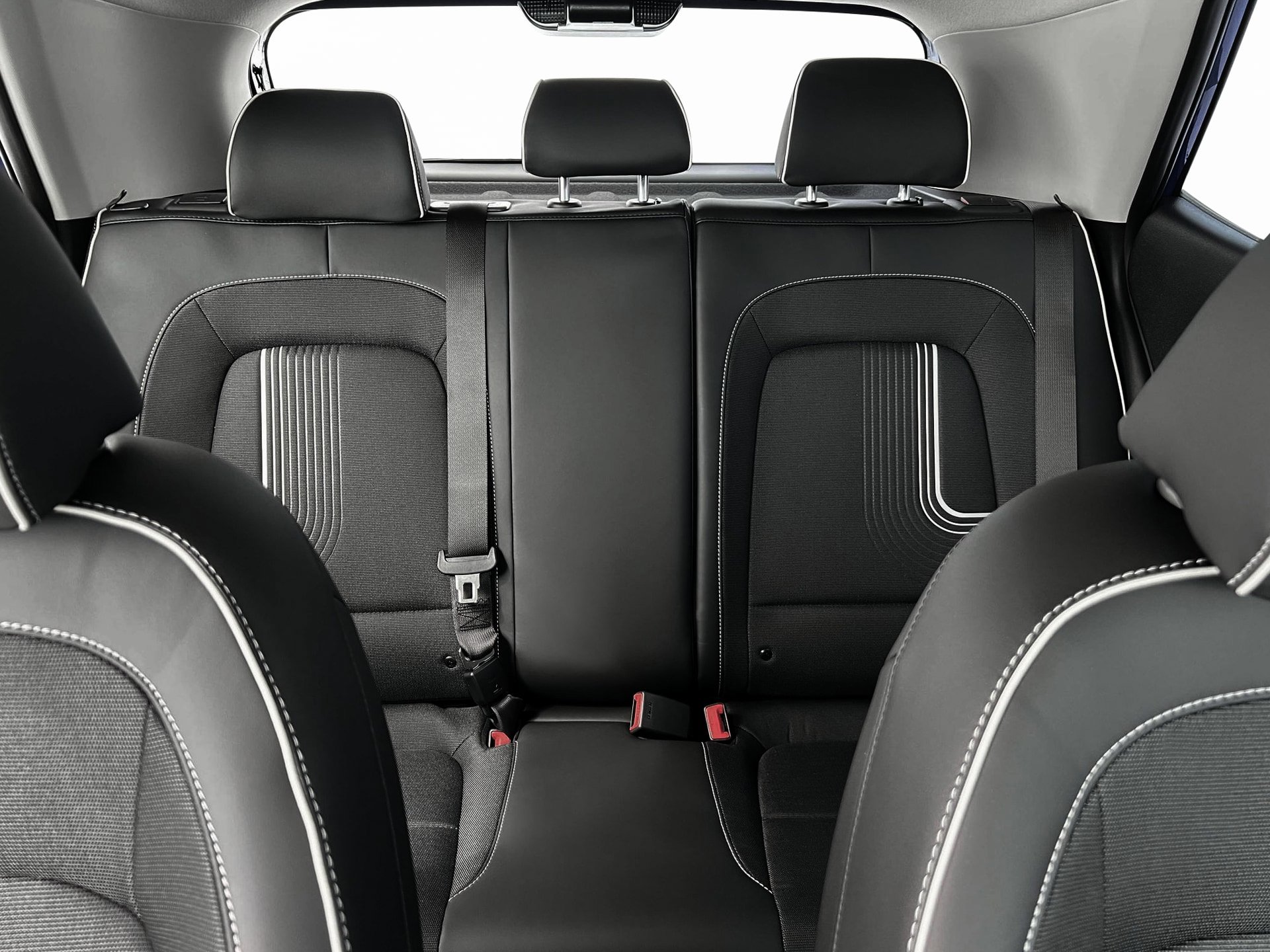 New 2025 Hyundai Venue Limited image 16