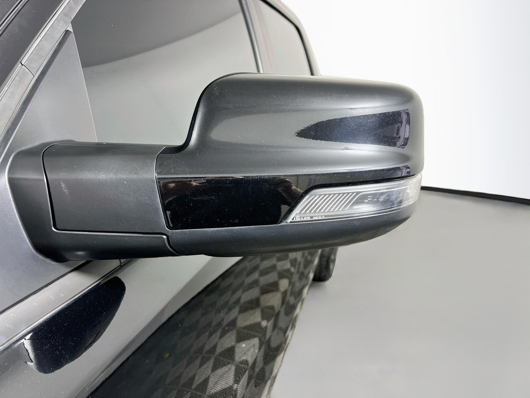 Used 2023 RAM 1500 Limited AWD/4WD image 12