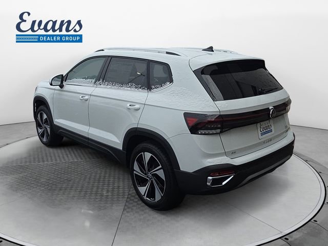 New 2026 Volkswagen Taos SE AWD/4WD image 4