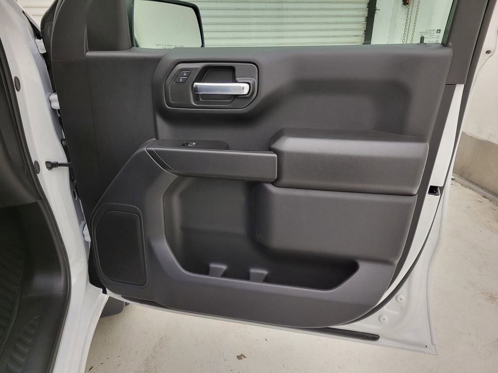 New 2026 Chevrolet Silverado 1500 Custom image 32