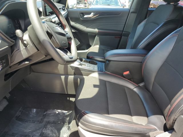 Used 2025 Ford Escape ST-Line FWD image 16