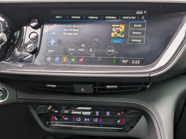 Certified 2022 Buick Envision Essence w/ Technology Package II FWD image 24