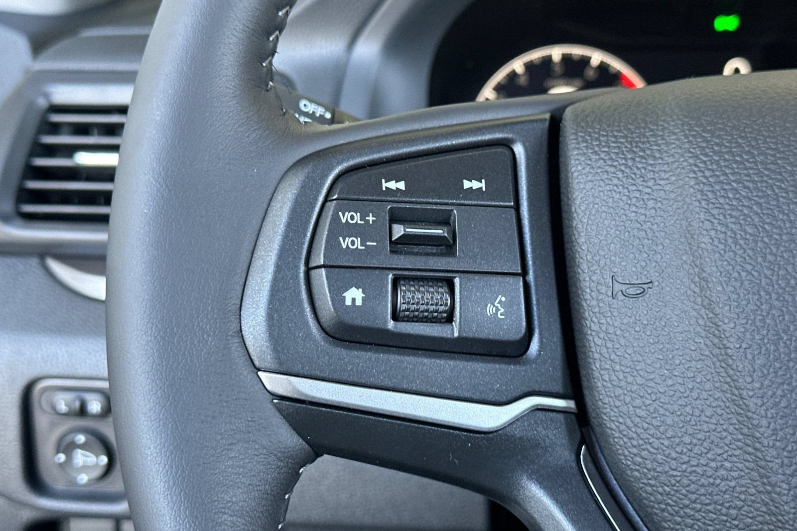 New 2025 Honda Ridgeline Sport image 27