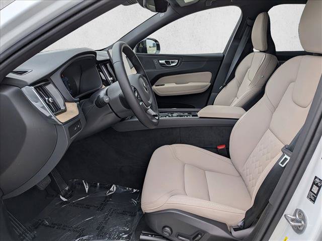New 2026 Volvo XC60 T8 Plus w/ Climate Package AWD/4WD image 4