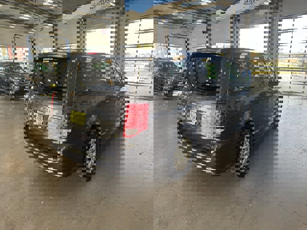 Used 2019 Dodge Grand Caravan SE w/ UConnect Hands-Free Group image 5