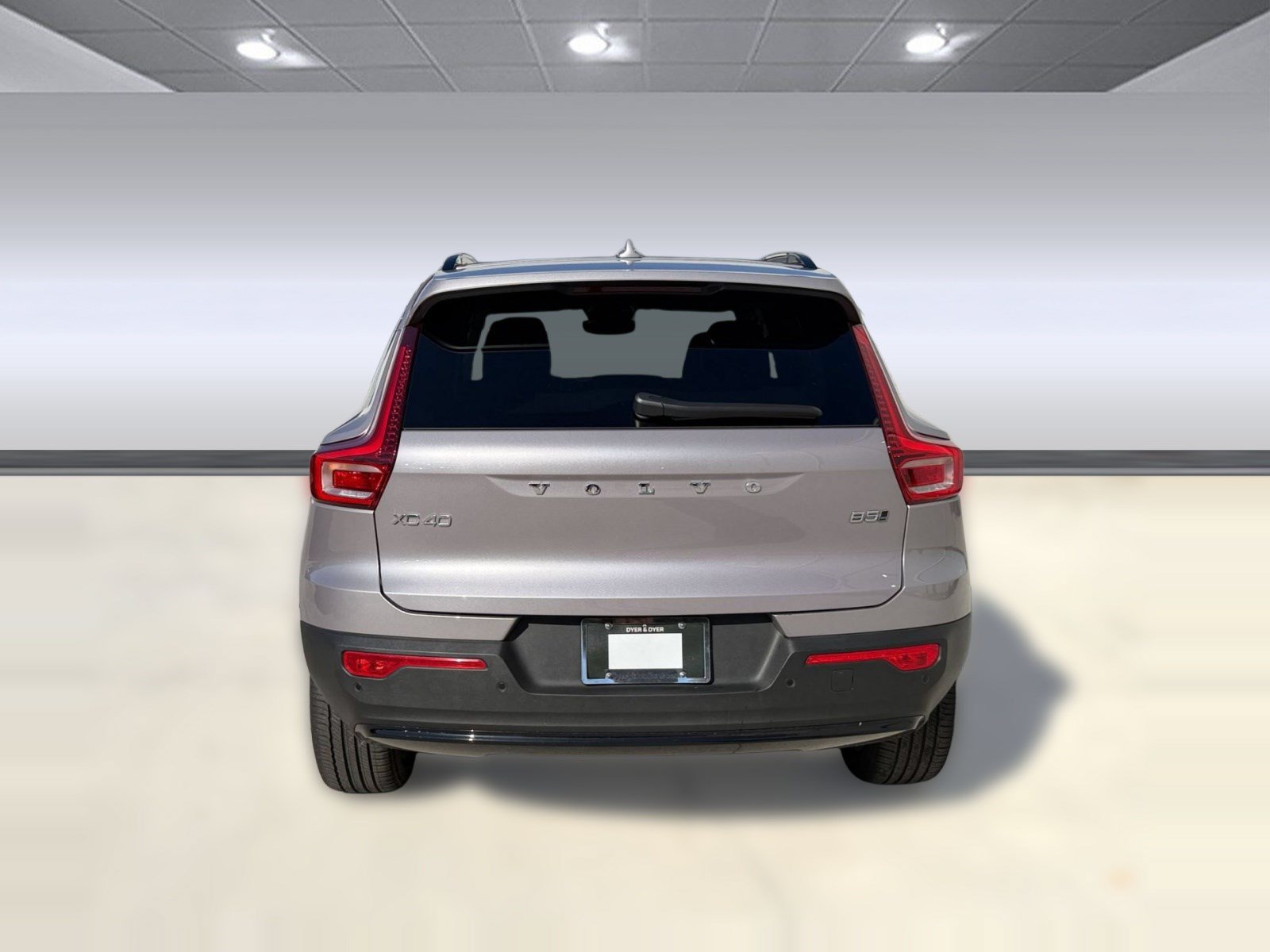 Certified 2026 Volvo XC40 B5 Plus w/ Climate Package AWD/4WD image 9