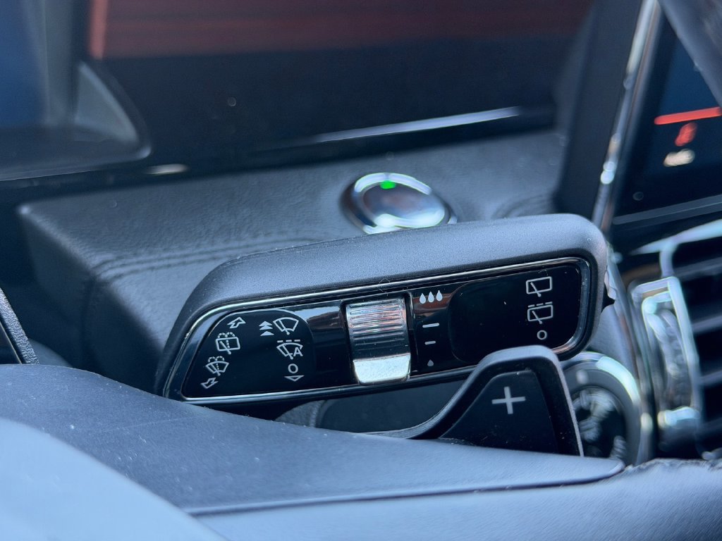 Certified 2023 Lincoln Navigator Reserve AWD/4WD image 16
