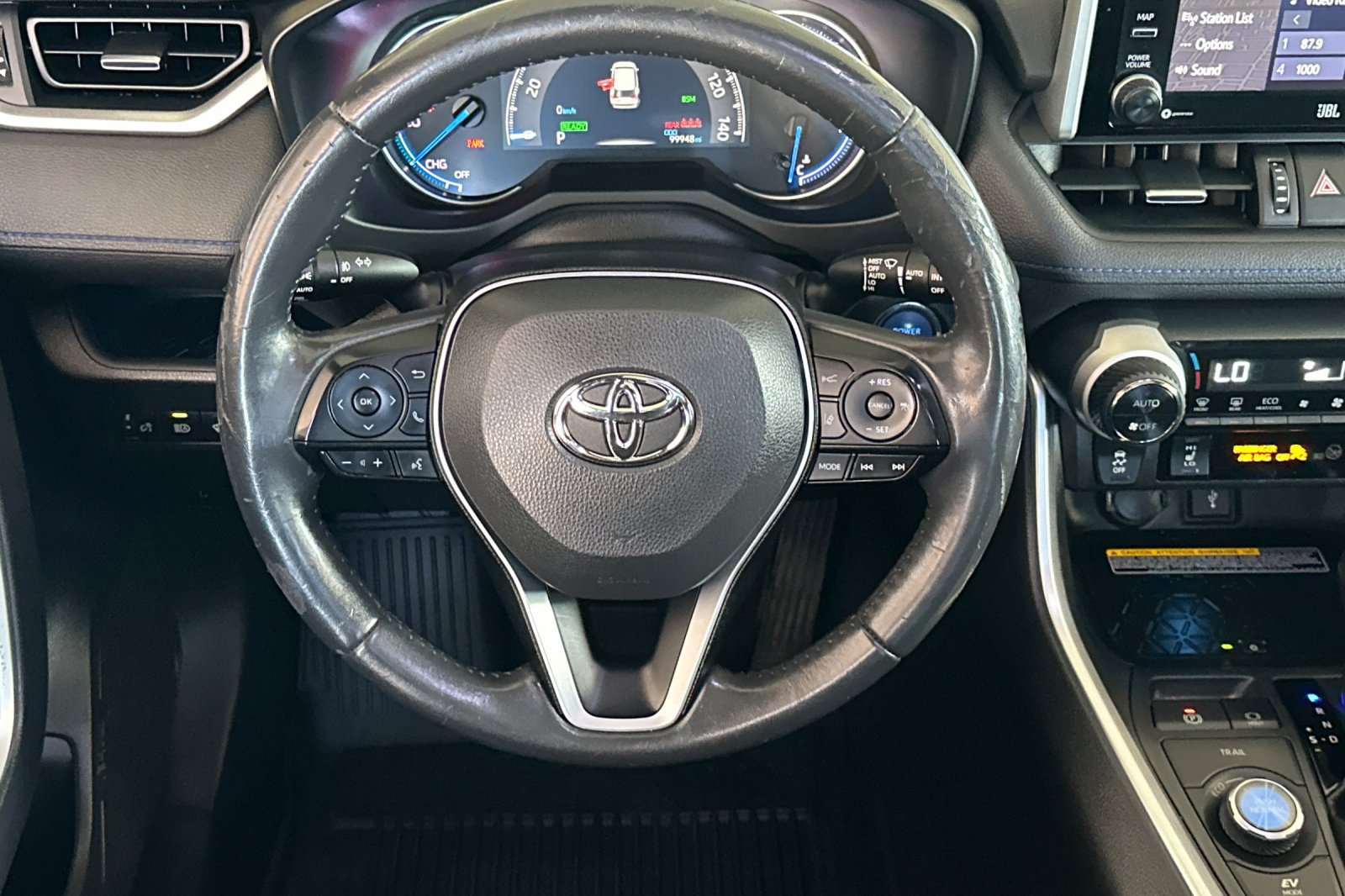 Used 2021 Toyota RAV4 XSE AWD/4WD image 11