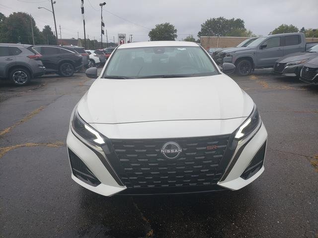 New 2025 Nissan Altima 2.5 SR image 10