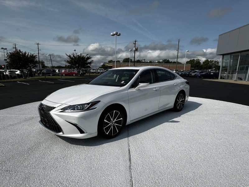 Used 2022 Lexus ES 350 w/ Premium Package FWD image 3