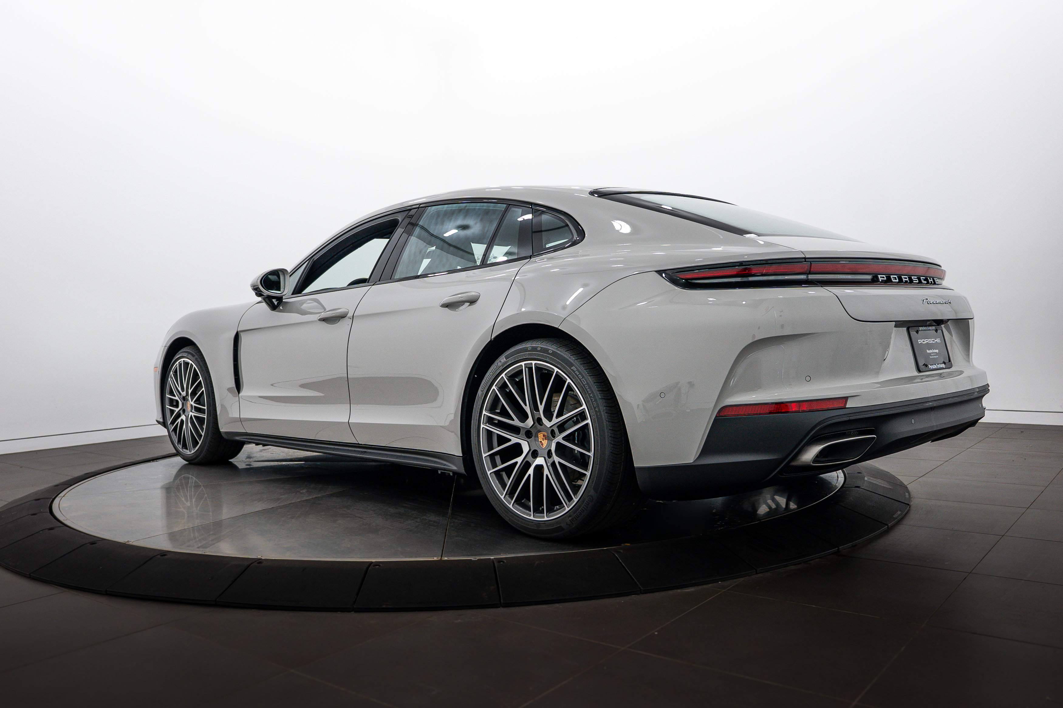 New 2026 Porsche Panamera 4 AWD/4WD image 3