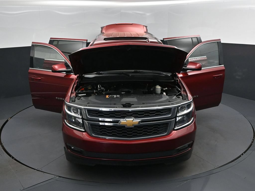 Used 2020 Chevrolet Suburban LT w/ Luxury Package RWD image 52