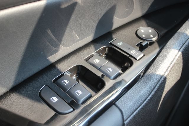 Used 2023 Kia Sportage EX AWD/4WD image 20