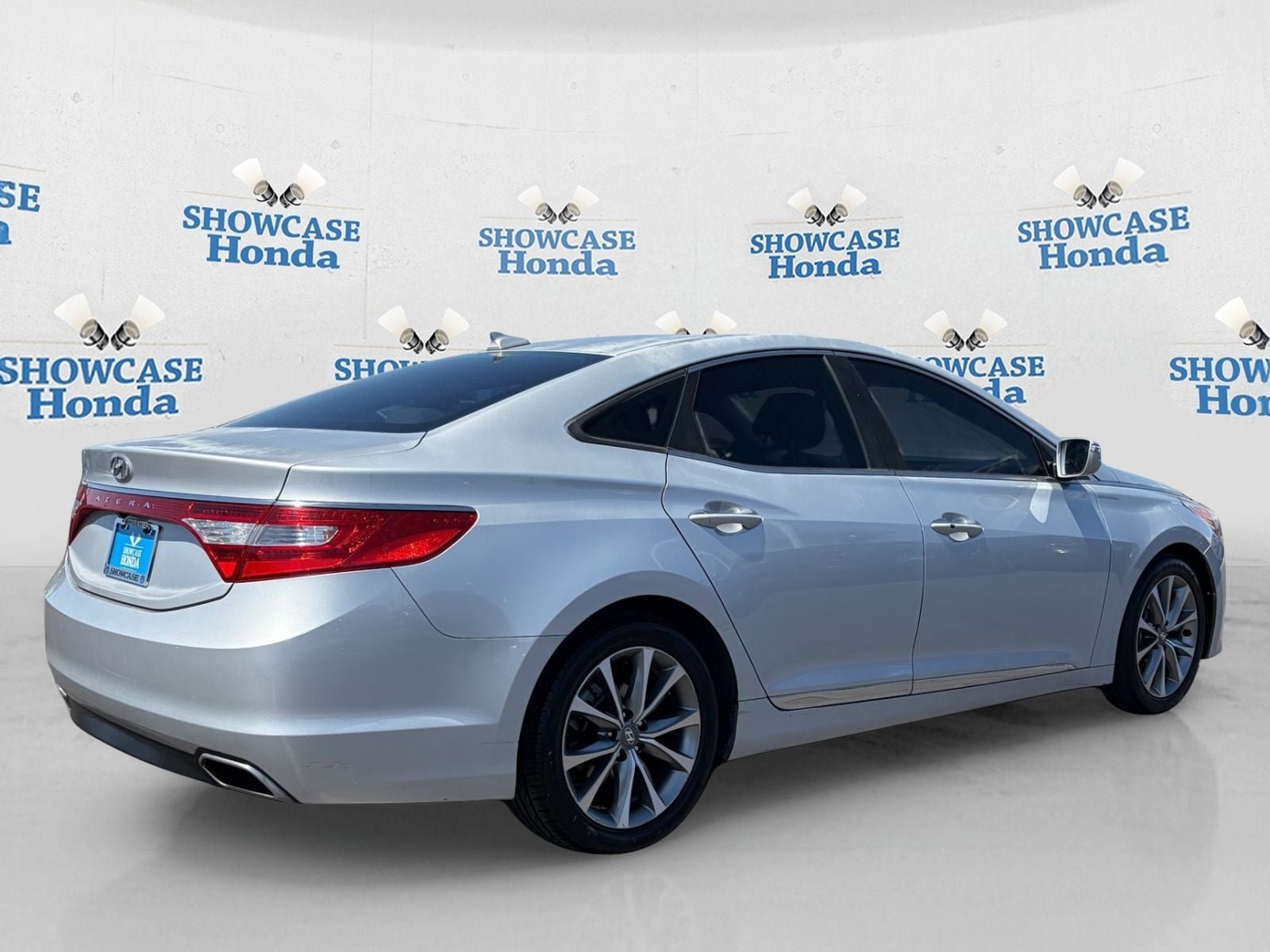 Used 2016 Hyundai Azera FWD image 6