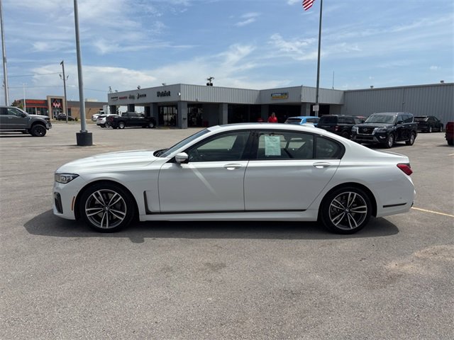 Used 2020 BMW 750i xDrive w/ M Sport Package image 8