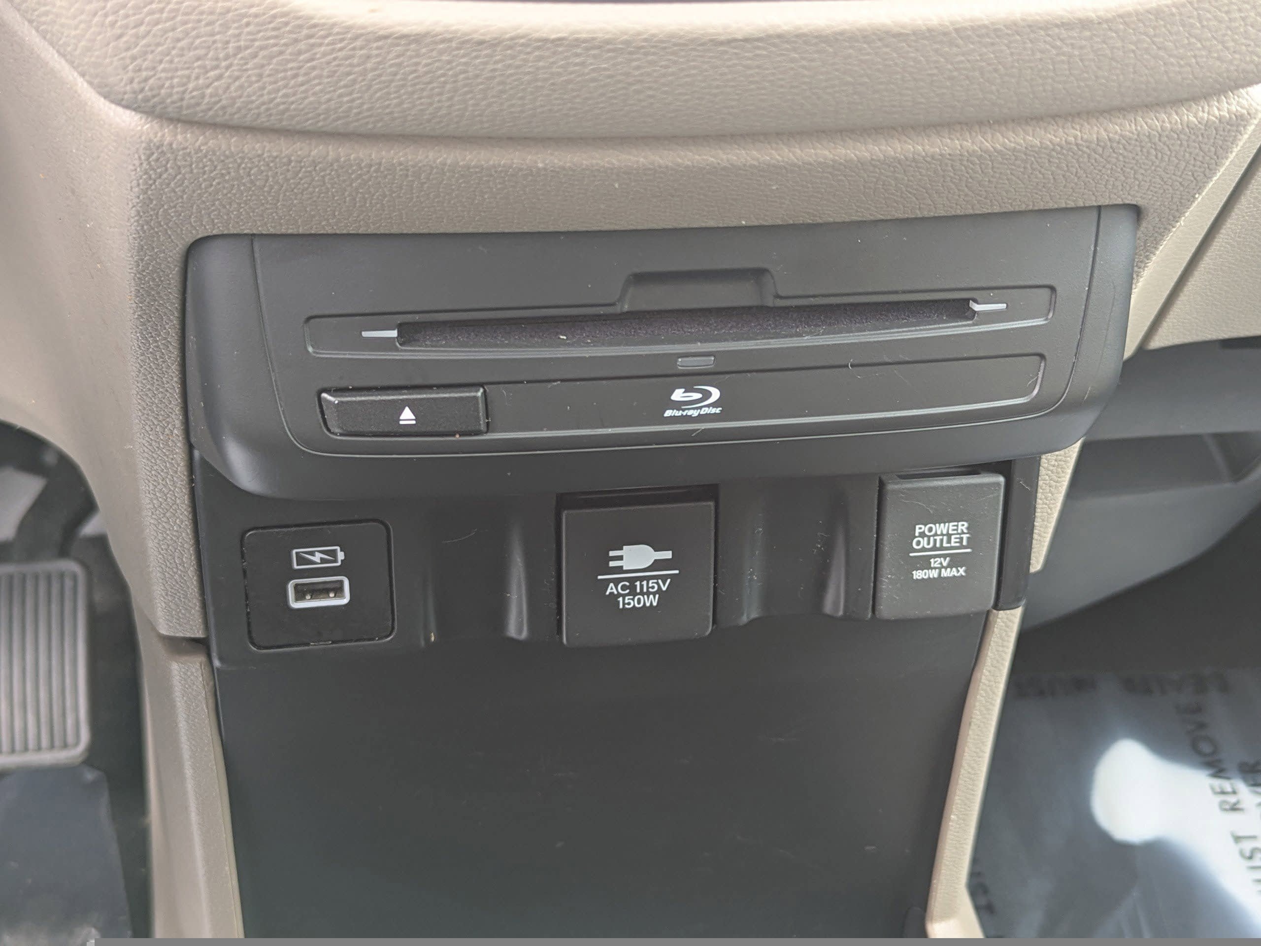 Used 2024 Honda Odyssey Elite image 28