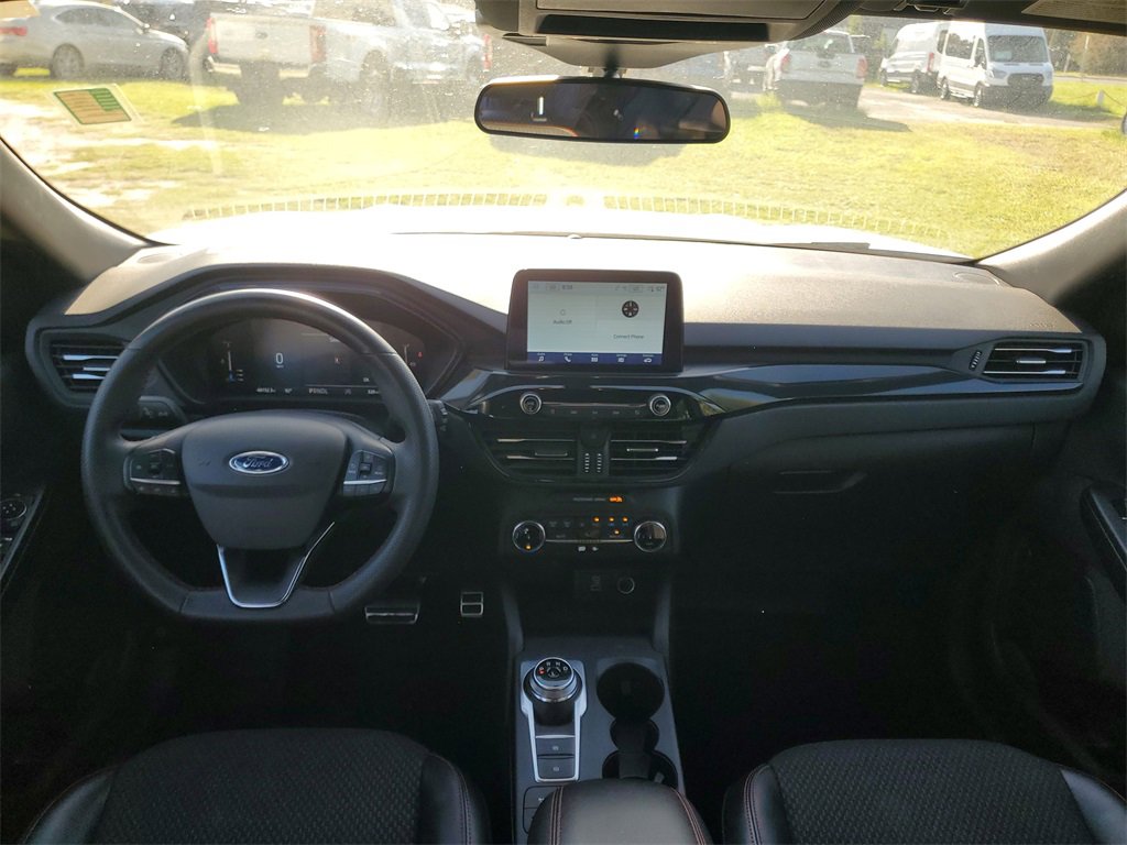 Used 2023 Ford Escape ST-Line image 26