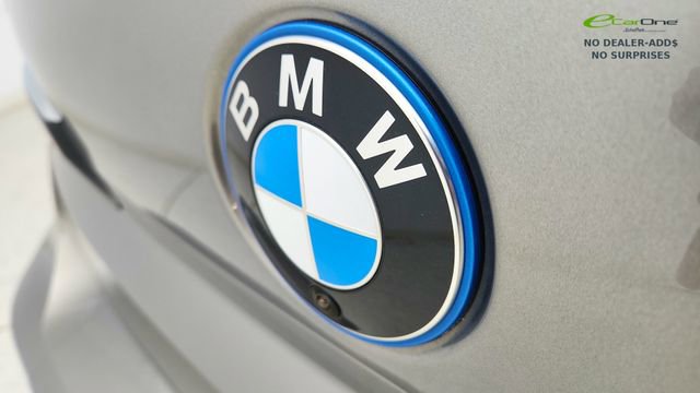 Used 2024 BMW i7 M70 w/ Executive Package image 16