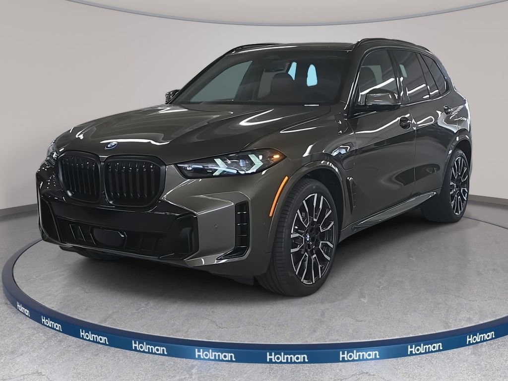 New 2026 BMW X5 xDrive50e w/ M Sport Package AWD/4WD image 1