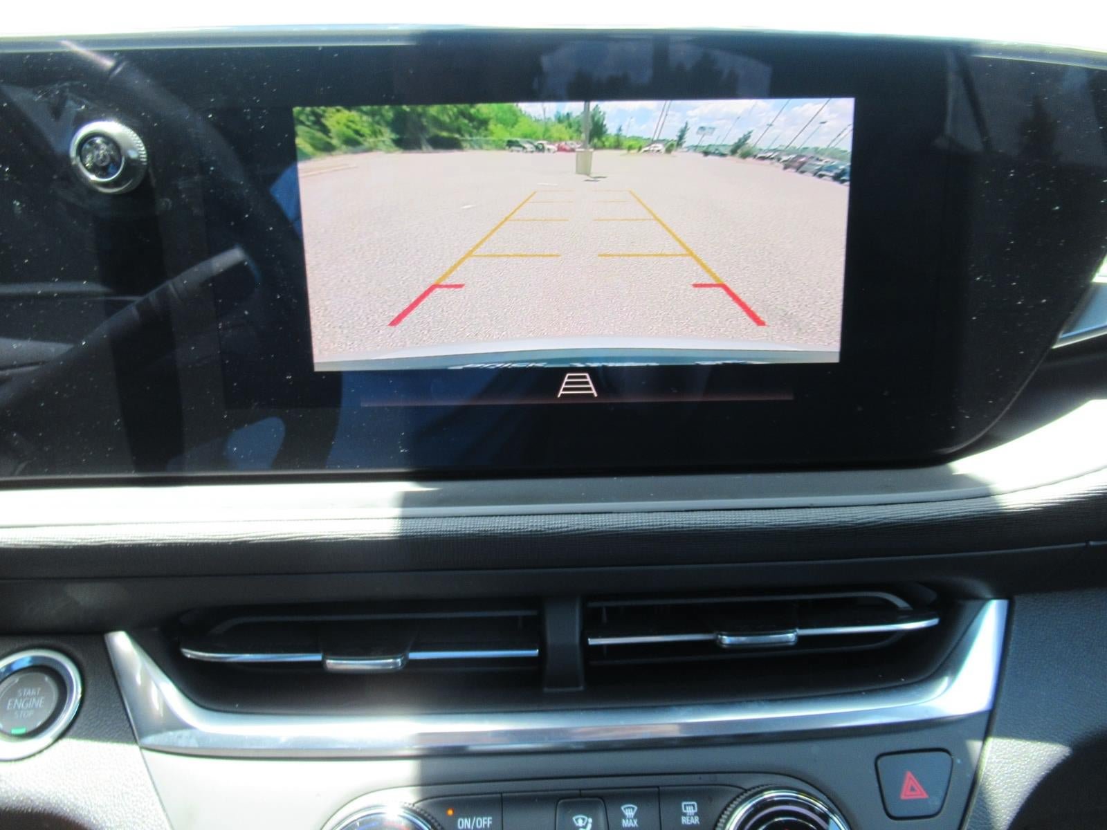 Used 2024 Buick Envista Preferred w/ Convenience I Package FWD image 28