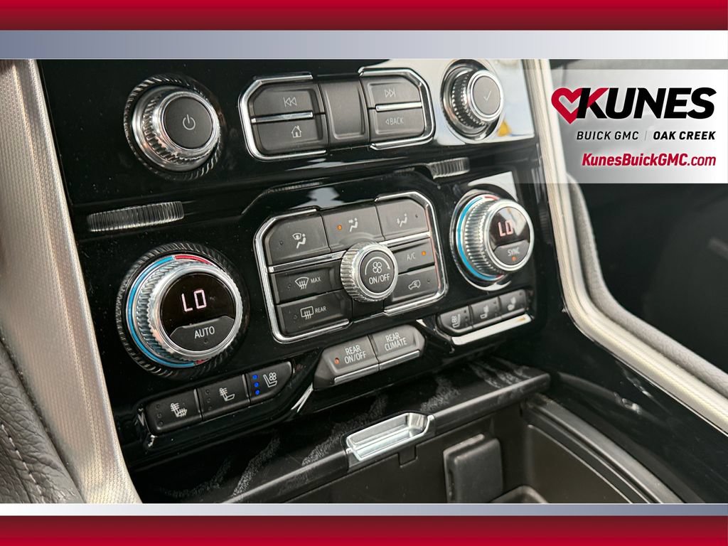 Used 2023 GMC Yukon Denali AWD/4WD image 30