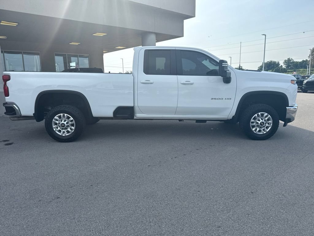 Used 2022 Chevrolet Silverado 2500 LT w/ Convenience Package RWD image 4