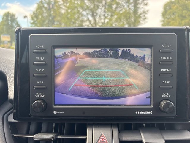 Used 2022 Toyota RAV4 LE image 24