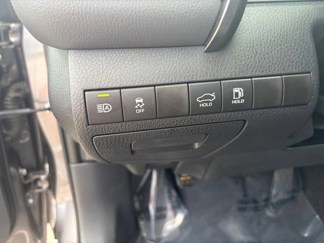 Used 2024 Toyota Camry SE FWD image 18