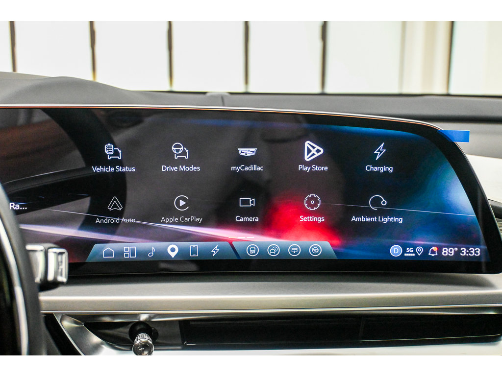 New 2026 Cadillac Lyriq V AWD/4WD image 32