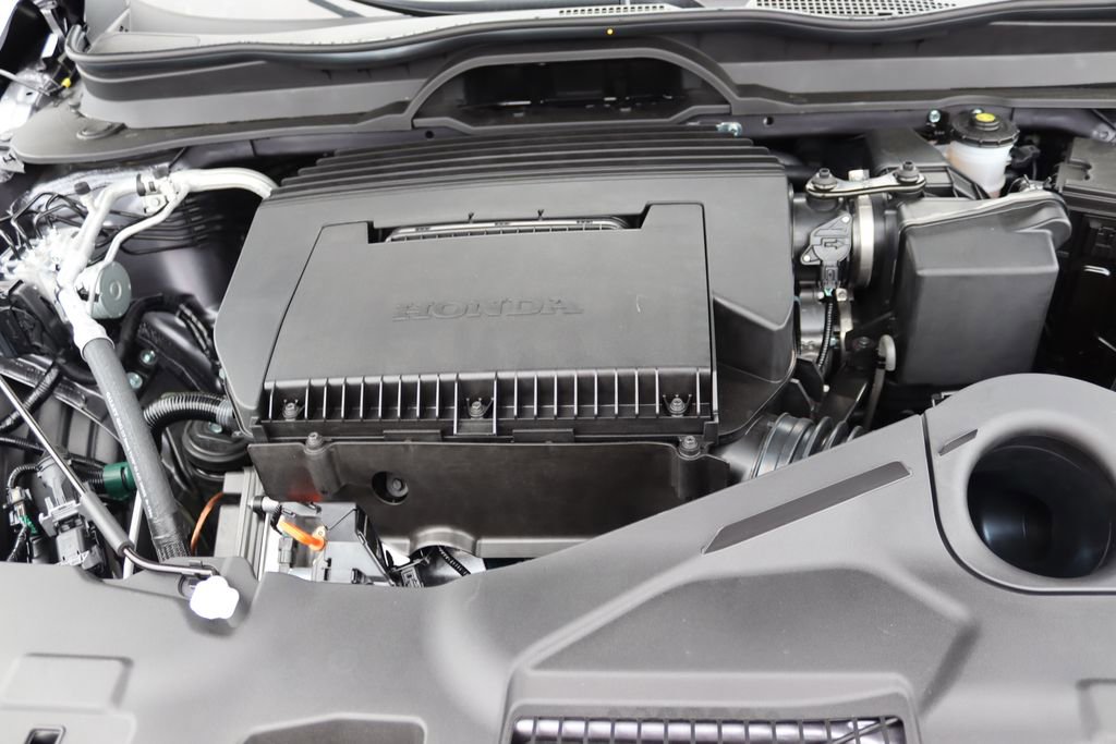 Certified 2025 Honda Pilot Touring image 39