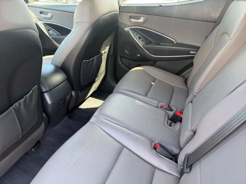 Used 2018 Hyundai Santa Fe Sport w/ 2.0T Ultimate Tech Package 05 FWD image 16