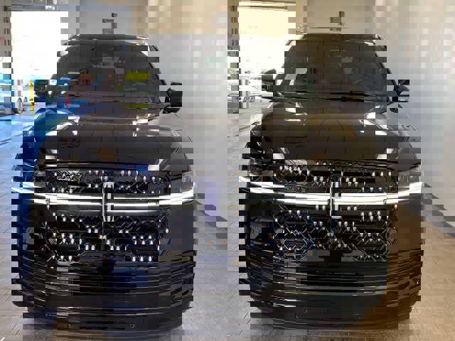 New 2025 Lincoln Navigator Black Label image 10